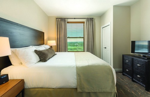 Marble Falls Resort | Retreat to country living!