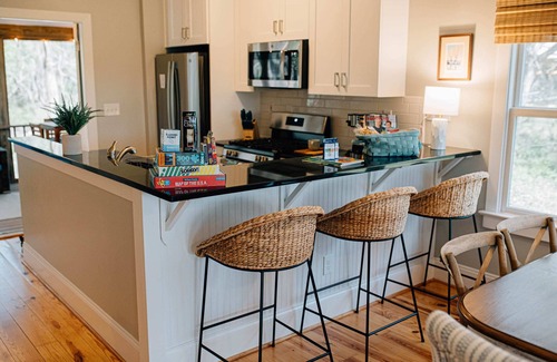Irvington House | Retreat to Fairytale Cottage with Pool, Kayak