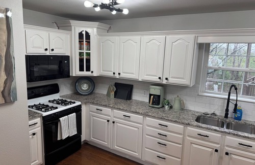 Winslow House | Retreat to the Peak