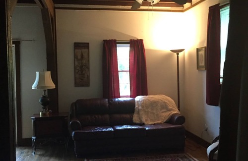 Culpeper House | Retreat Venue to Host up to 36