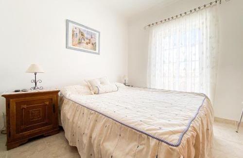 Espiche Apartment | Retreat with Terrace and View in Espiche #1887