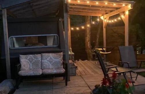 Central Kootenay House | Retreat Yourself!