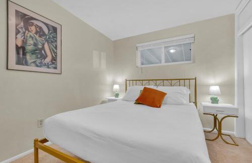 Tucson House | Retro 50's mid century modern home