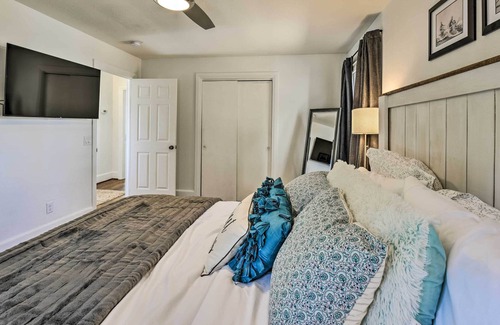 Fort Walton Beach - Destin House | Retro Bay Cottage Near Destin, Dog Friendly!