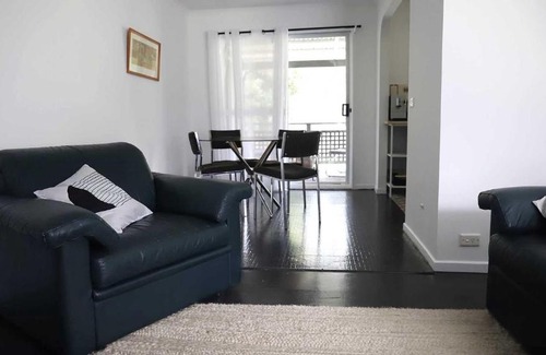 Macmasters Beach House | 'Retro Beach House' by Accom Holidays