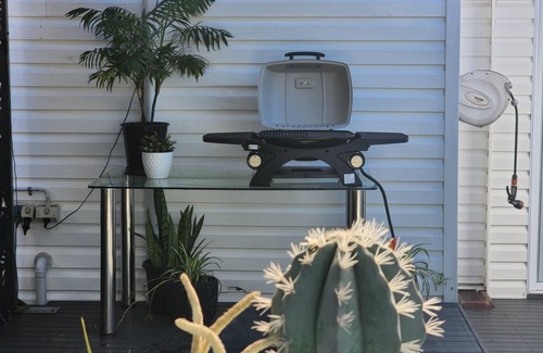 Cessnock House | Retro Hidden Gem 10 mins to Wineries