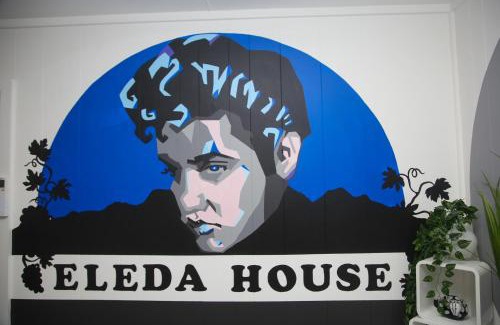 Cessnock House | Retro Hidden Gem 10 mins to Wineries