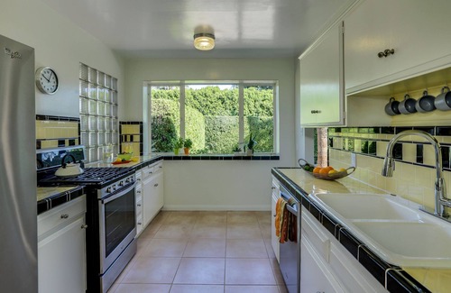 Tahquitz River Estates House | Retro Retreat! Midcentury! 3 Masters! Pool! Spa! Mtn Views! Walk to Downtown PS!