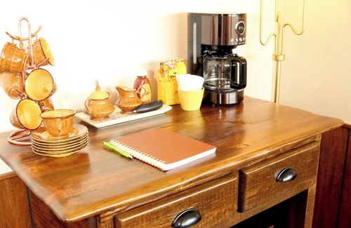 Calico Rock House | Retro River View Home in Calico Rock