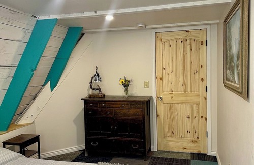 Loveland Cabin | Retro yAy frAme cabin by Estes park