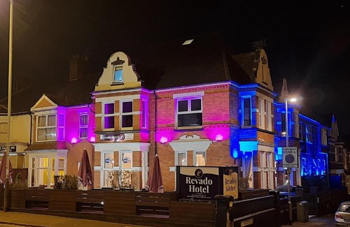 Norwich Hotel | Revado Hotel