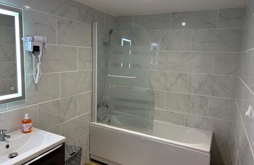 Lourdes Apartment | Reve Divin T3 Centre Vile, Avec Parking, Wifi