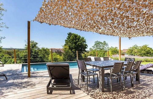 Vichy Cottage | Revel in Vichy: Private Pool, Spacious 5-Bedroom Home, BBQ & Garden Retreat