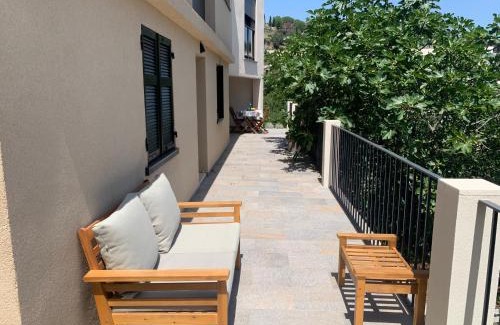 Bastia Apartment | Rez de villa avec terrasse vue mer