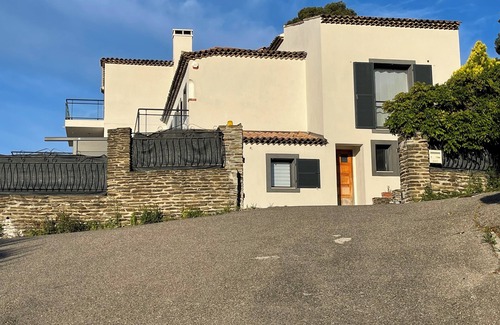 Toulon Villa | rez de Villa sur le Mont Faron vue Panoramique