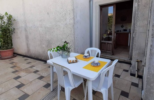 Modica House | RG-F258-RSRG109CT - Villa de Leva - Casa Gialla