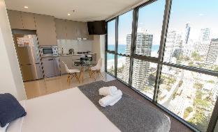 Surfers Paradise Resort | Rhapsody Resort - Official