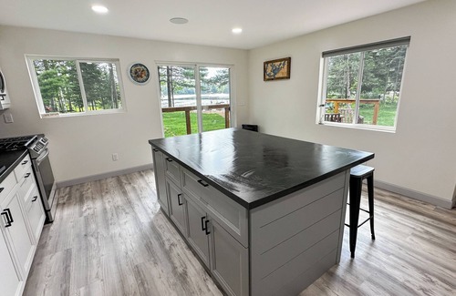 Rhinelander House | Rhinelander Chain-2 bedroom. New, Modern & on the Snowmobile Trail!