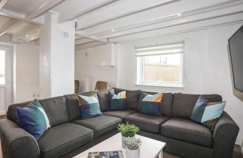Llanengan House | Rhiw - 1 Ty'n Don