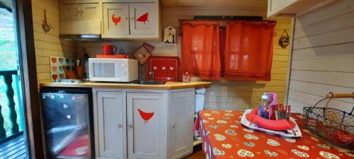 Gedre House | Rhododendron - La Roulotte Cocoon