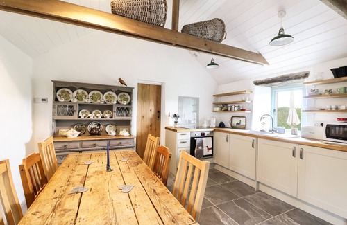 Goodwick Cottage | RHOS Y CLEGYRN, pet friendly, character holiday cottage in Goodwick