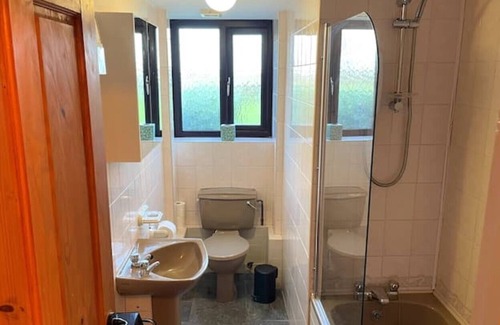 Crynant Cottage | Rhossili's Retreat - AONB - Gower Rural Sleeps 6