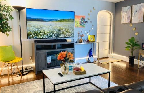 Cranston Apartment | RI Full House - Gym, Entertain & More