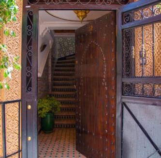 Kbour Chou House | Riad Amely
