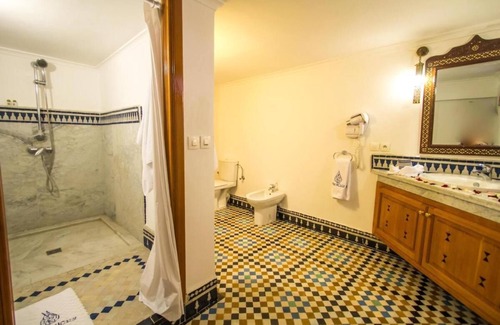 Layoun Bed & Breakfast | Riad Authentic Palace & Spa - Suite Andalouse