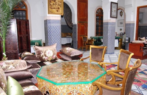 Layoun Bed & Breakfast | Riad Authentic Palace & Spa - Al Yacout