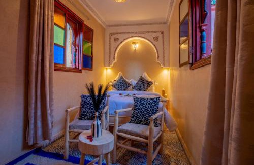 Assouel House | Riad Le Graff Pink group