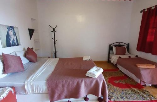 Taouz House | Riad Merzouga Heart