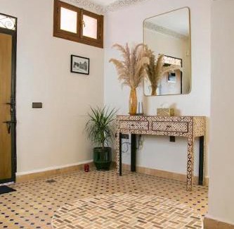 Bab Taghzout House | Riad Sabria
