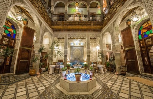 El Ayoun House | Riad Sara is An ancient piece of art founded in the 17th century,
