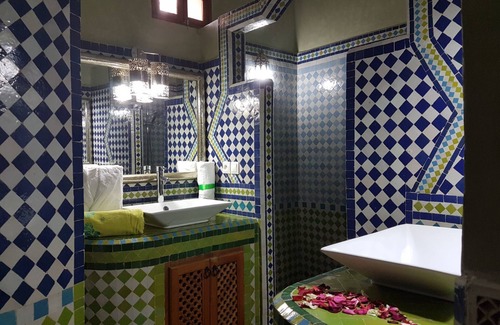 R'habet Zbib House | Riad Soliel D'or