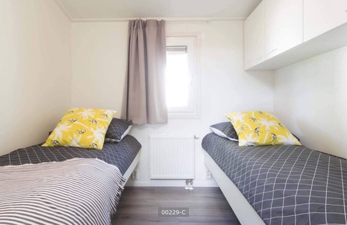 Cromvoirt Ski Chalet | ✓ Rialto at Résidence de Leuvert ✓ Holiday home for 6 persons ✓ Located near Den Bosch (Noord-Brabant) ✓ Near De IJzeren Man ✓ Book directly through the park