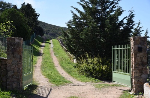 Calcatoggio Cottage | Ricciu cottage, ecological label and 3 ears of corn, sea and mountain views