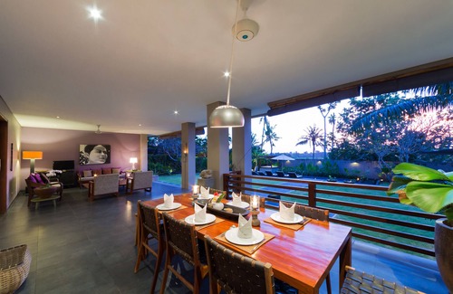 Babakan Villa | Ricefield View Villa in Babakan Canggu
