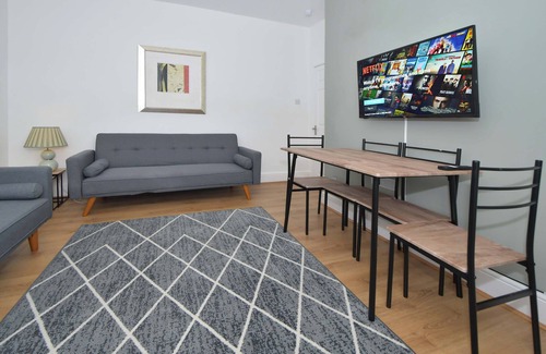 Crewe House | Richard Moon House - By Sigma Stays