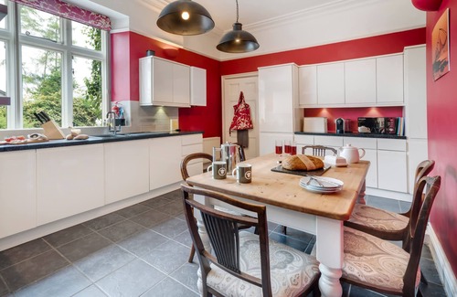Kendal Apartment | Richmond Place - Apartment in Private Mansion