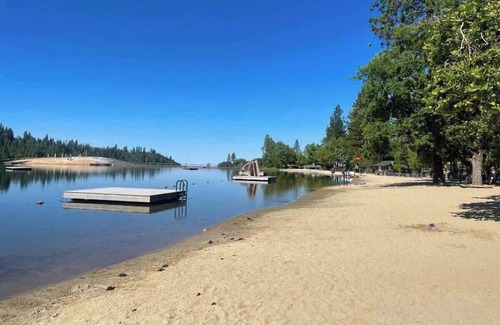 Twain Harte House | Ridge Getaway - Twain Harte Lake Access