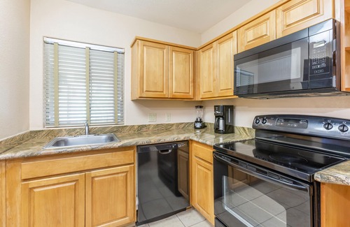 Oak Creek Resort | Ridge on Sedona - 1 BEDROOM 1 KING SUITE ACCESSIBLE TUB