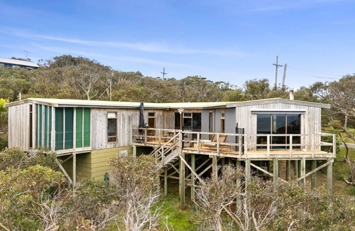 Fairhaven House | Ridge View -A coastal retreat is perfectly positioned for a variety of nearby activities.