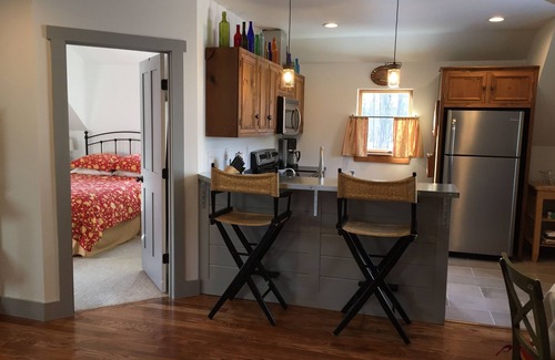 New Paltz House | Ridge View Walk-up - Close to Mohonk Preserve, Minnewaska, New Paltz & Gardiner