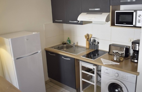 Sainte-Clotilde Apartment | Right here! The Good Studio