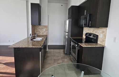 Newtonbrook Condo | Right in the middle of Thornhill, Vaughan and North York.nBathurst & Steeles