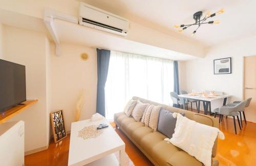 Nakajimakoen Apartment | right next to Sapporo and Susukino!Maximum 6 people,4 minutes from the station, quiet area A177
