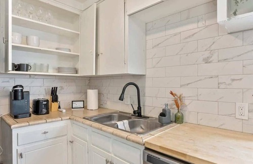 South Salt Lake House | Right off i15, Nibley Golf Course, Fits Park