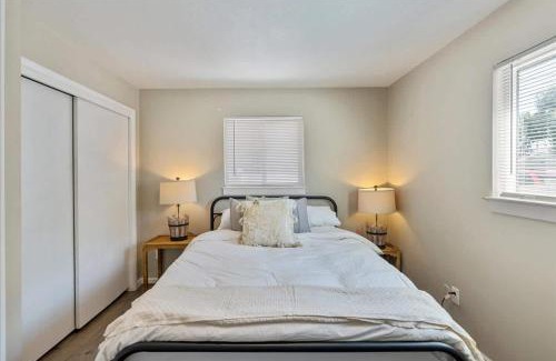 South Salt Lake House | Right off i15 Nibley Golf Course Fits Park