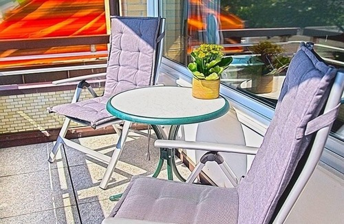 Busum Apartment | 🚨 Right on the sandy beach, sunny balcony, quiet location, WiFi 🚨